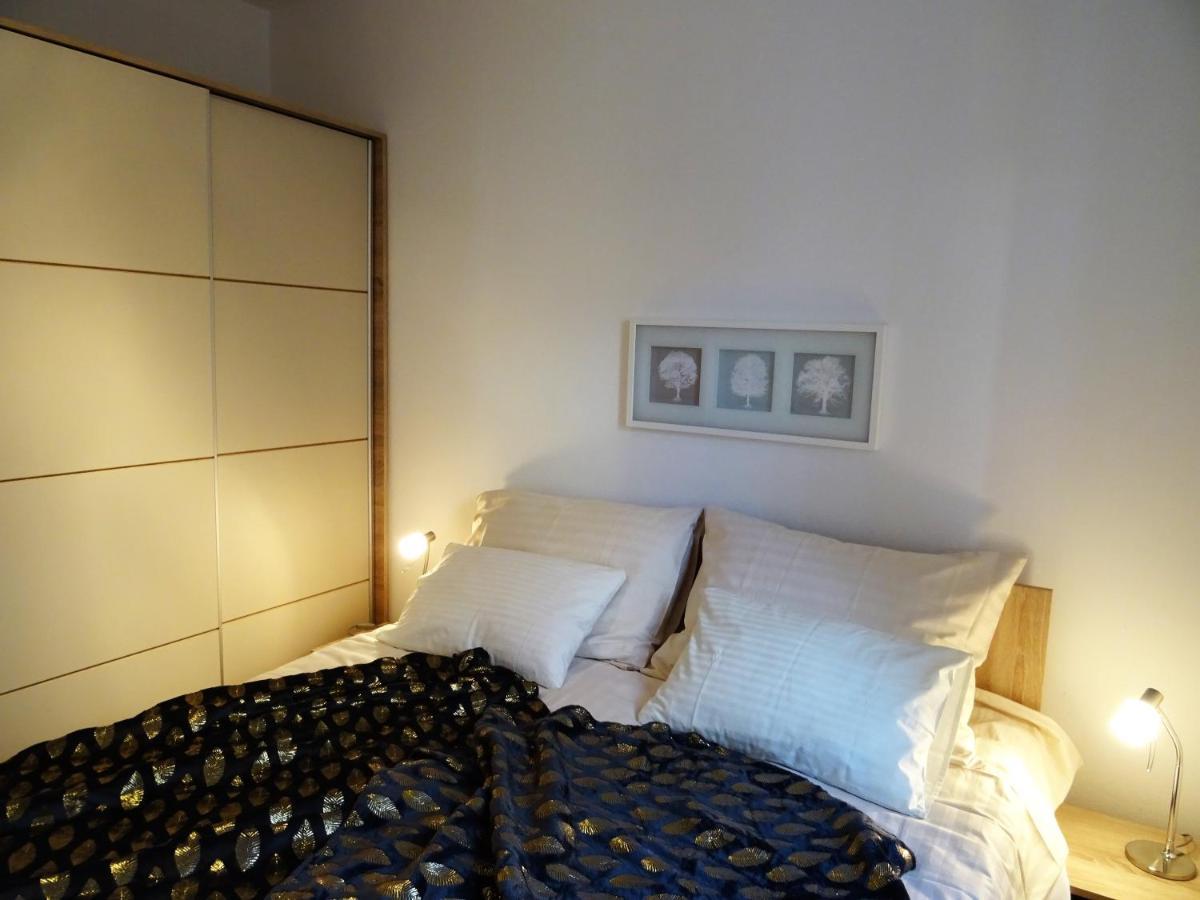Apartments Topic Nin Luaran gambar