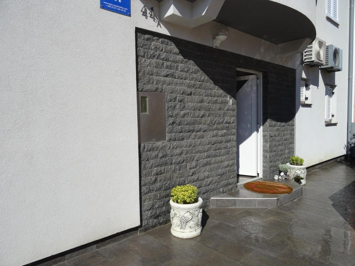 Apartments Topic Nin Luaran gambar